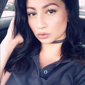 Meet your Posher, Alexus